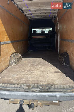 Вантажний фургон Volkswagen Crafter 2011 в 
