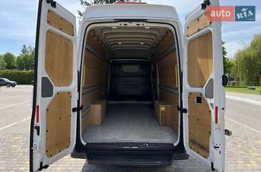 Грузовой фургон Volkswagen Crafter 2020 в 