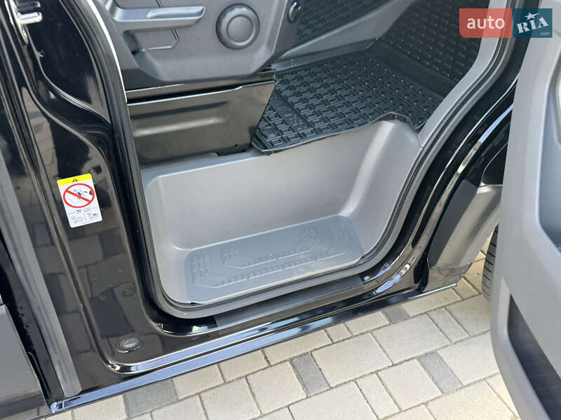 Вантажний фургон Volkswagen Crafter 2019 в Ковелі