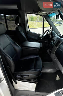 Микроавтобус Volkswagen Crafter 2012 в 