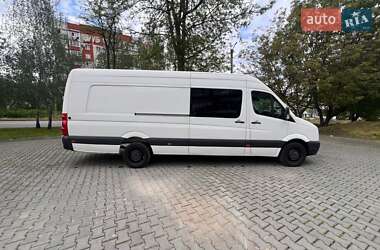 Вантажопасажирський фургон Volkswagen Crafter 2015 в 