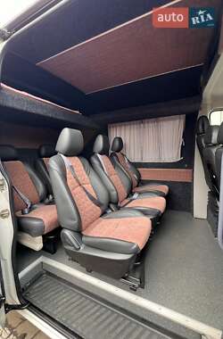 Вантажопасажирський фургон Volkswagen Crafter 2015 в 