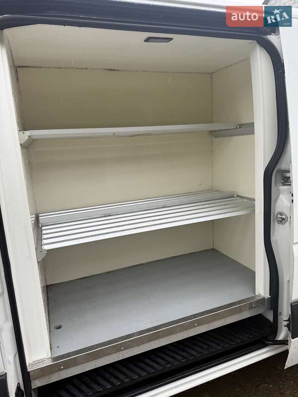 Рефрижератор Volkswagen Crafter 2013 в Стрые