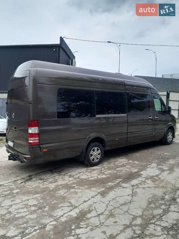 Микроавтобус Volkswagen Crafter 2007 в Черновцах