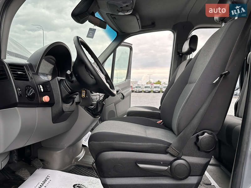 Самоскид Volkswagen Crafter 2016 в Рівному