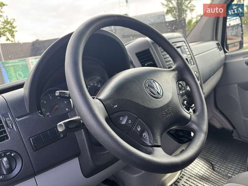 Грузовой фургон Volkswagen Crafter 2016 в Нововолынске
