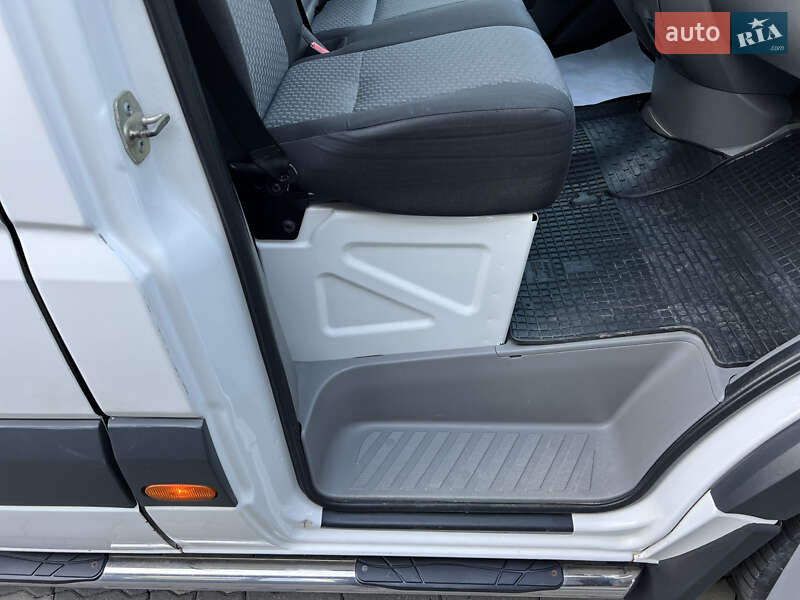 Грузовой фургон Volkswagen Crafter 2014 в Черновцах