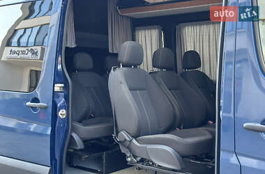 Микроавтобус Volkswagen Crafter 2015 в 