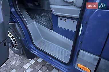 Пригородный автобус Volkswagen Crafter 2010 в 