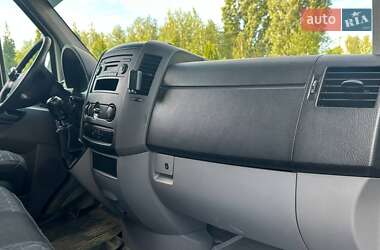 Грузовой фургон Volkswagen Crafter 2012 в 
