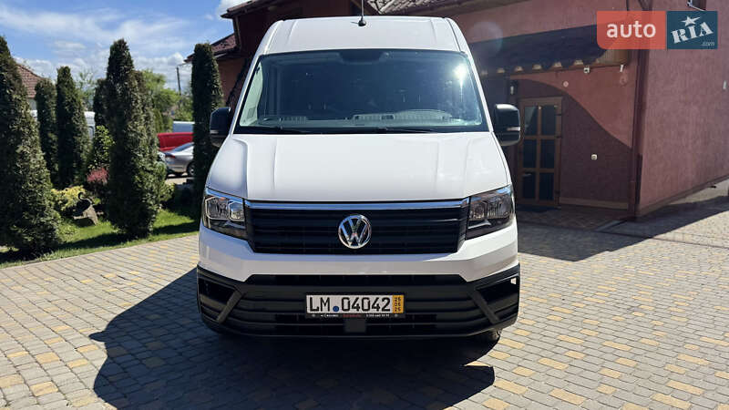 Вантажний фургон Volkswagen Crafter 2017 в Сваляві