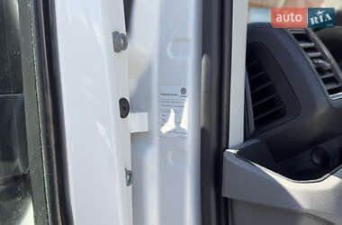 Грузовой фургон Volkswagen Crafter 2017 в 