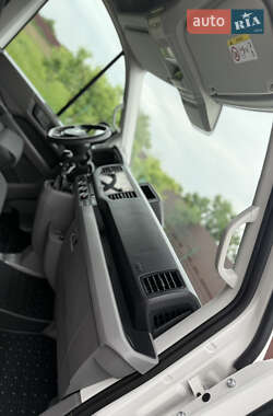 Грузовой фургон Volkswagen Crafter 2020 в 