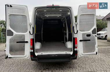 Грузовой фургон Volkswagen Crafter 2020 в 