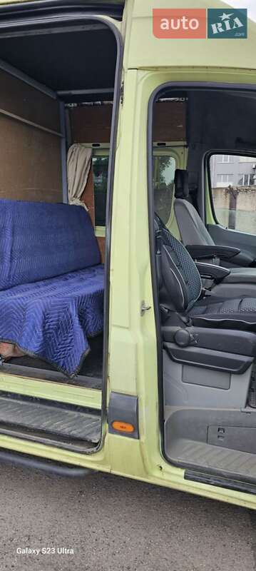 Вантажний фургон Volkswagen Crafter 2011 в Запоріжжі