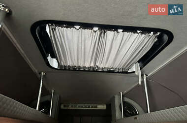 Туристический / Междугородний автобус Volkswagen Crafter 2012 в 