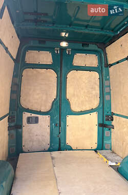 Грузовой фургон Volkswagen Crafter 2014 в 