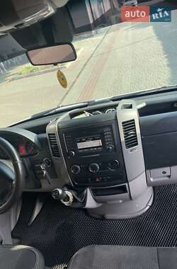 Грузовой фургон Volkswagen Crafter 2015 в 