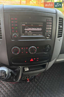 Грузовой фургон Volkswagen Crafter 2015 в 