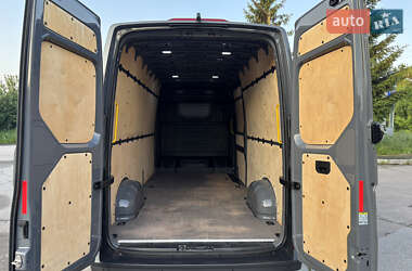 Грузовой фургон Volkswagen Crafter 2021 в 