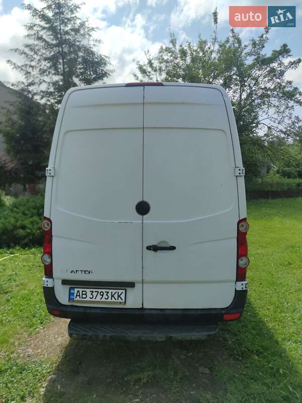 Грузовой фургон Volkswagen Crafter 2012 в Киеве