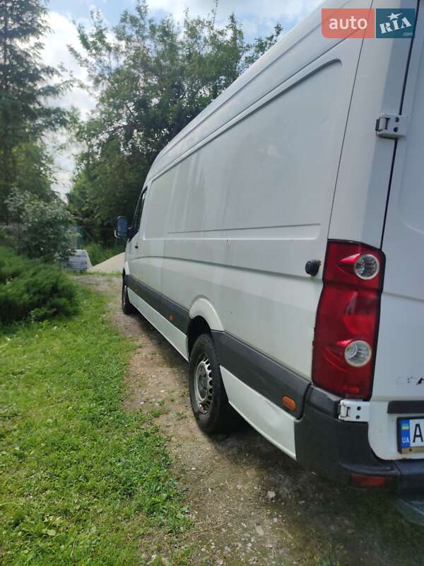 Грузовой фургон Volkswagen Crafter 2012 в Киеве