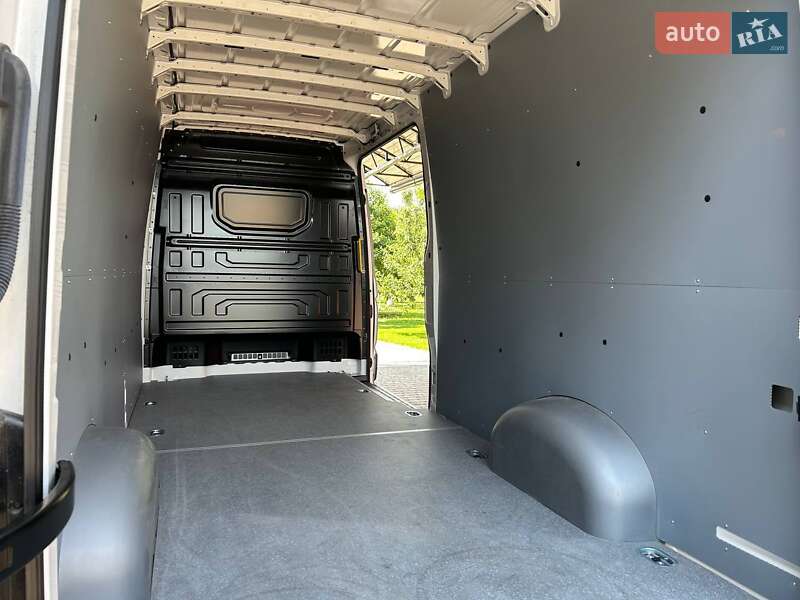 Грузовой фургон Volkswagen Crafter 2023 в Киеве