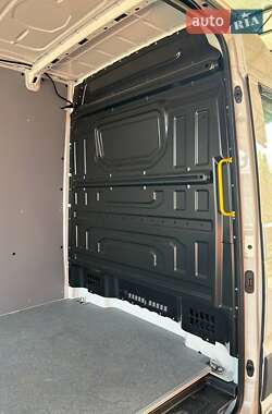 Вантажний фургон Volkswagen Crafter 2023 в 