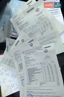 Грузовой фургон Volkswagen Crafter 2012 в 