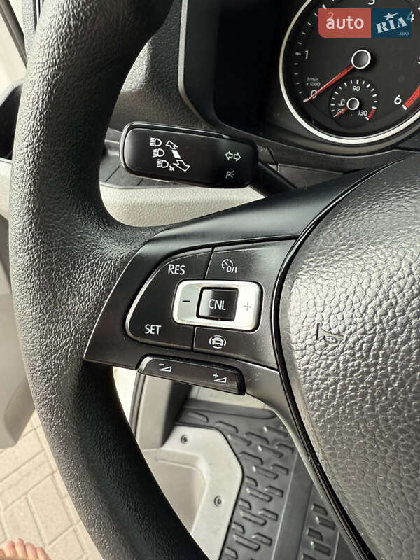 Грузовой фургон Volkswagen Crafter 2021 в Киеве