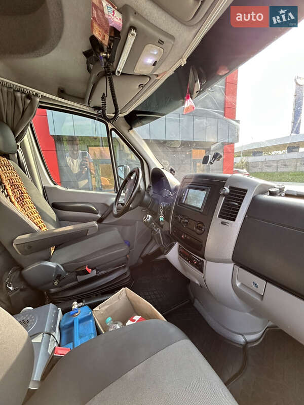 Автовоз Volkswagen Crafter 2012 в Ковелі