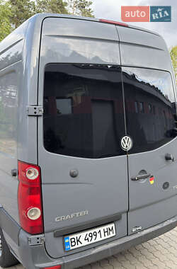 Грузовой фургон Volkswagen Crafter 2016 в 