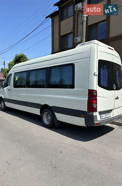 Туристический / Междугородний автобус Volkswagen Crafter 2013 в 