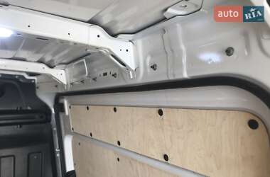 Грузовой фургон Volkswagen Crafter 2019 в 