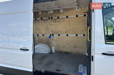 Грузовой фургон Volkswagen Crafter 2017 в 