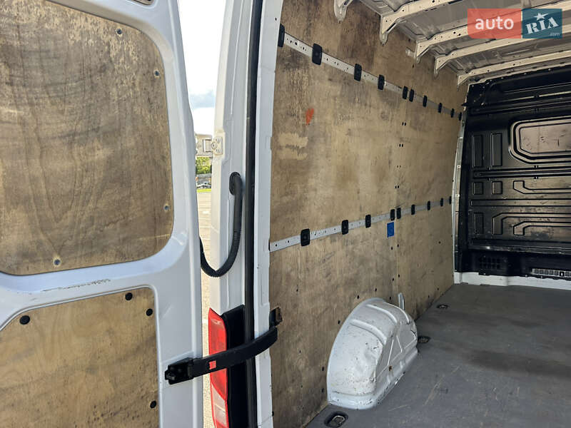Вантажний фургон Volkswagen Crafter 2017 в Житомирі