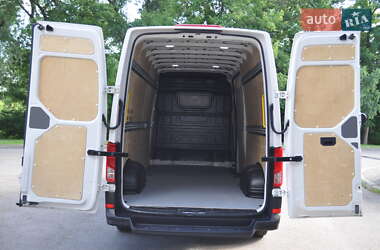 Грузовой фургон Volkswagen Crafter 2020 в 
