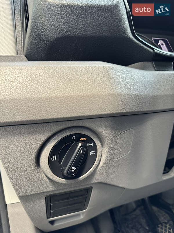 Грузовой фургон Volkswagen Crafter 2018 в Черновцах
