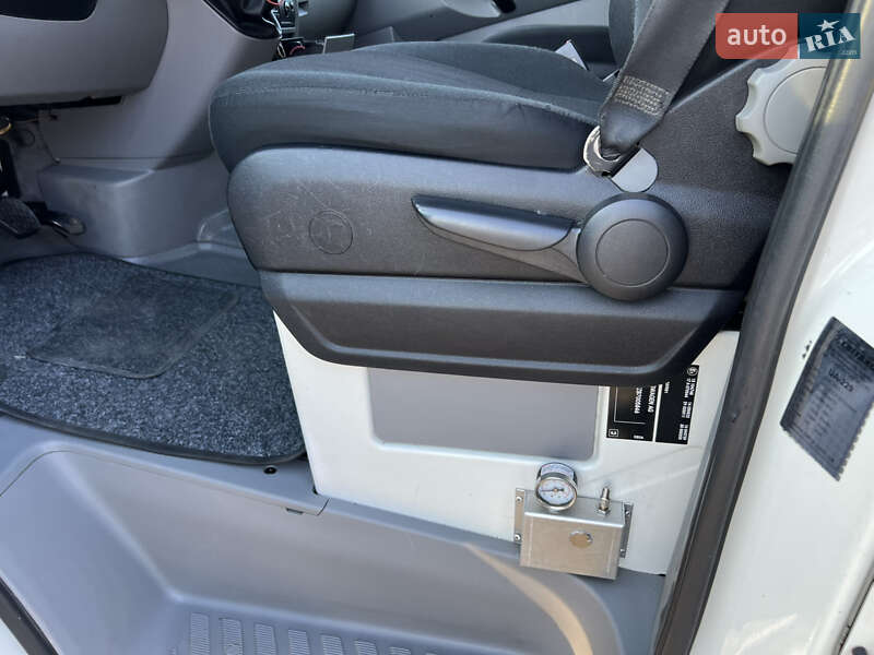 Автовоз Volkswagen Crafter 2011 в Владимире