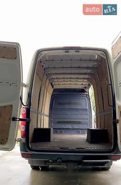 Грузовой фургон Volkswagen Crafter 2007 в 