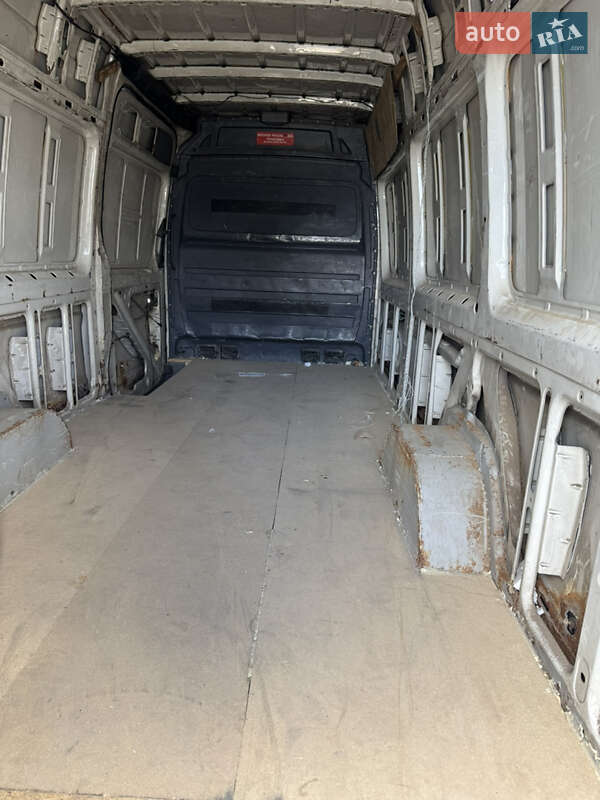 Грузовой фургон Volkswagen Crafter 2007 в Киеве фото 13 Грузовой фургон Volkswagen Crafter 2007 в Киеве