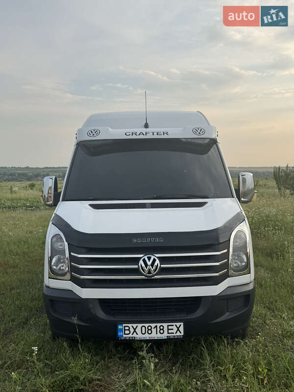 Вантажний фургон Volkswagen Crafter 2014 в Хмельницькому