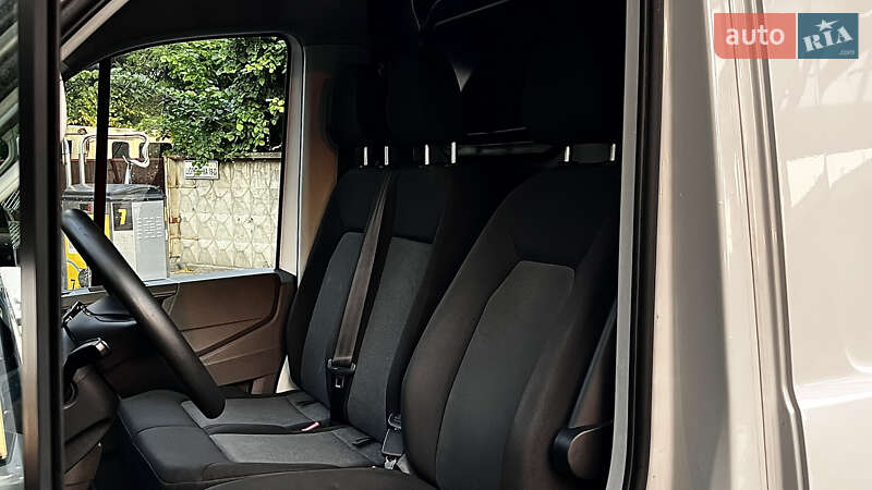 Грузовой фургон Volkswagen Crafter 2019 в Киеве