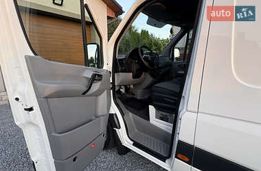 Грузовой фургон Volkswagen Crafter 2016 в 