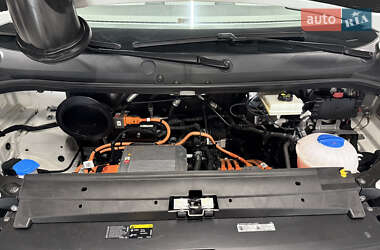 Грузовой фургон Volkswagen Crafter 2020 в 