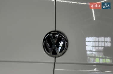 Грузовой фургон Volkswagen Crafter 2020 в 