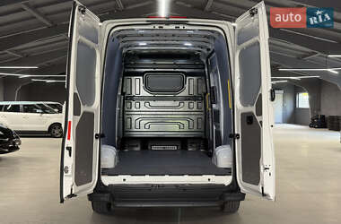 Грузовой фургон Volkswagen Crafter 2020 в 