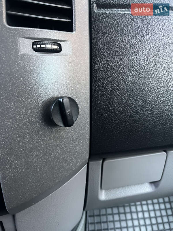 Автовоз Volkswagen Crafter 2013 в Луцке