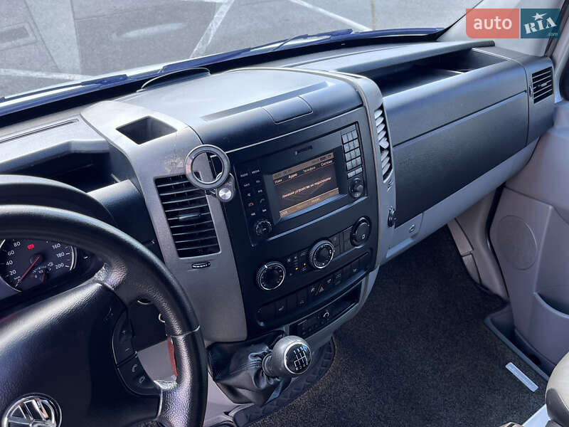 Микроавтобус Volkswagen Crafter 2016 в Киеве
