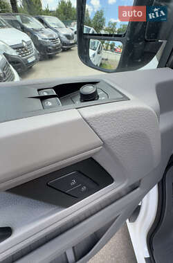 Вантажний фургон Volkswagen Crafter 2020 в 